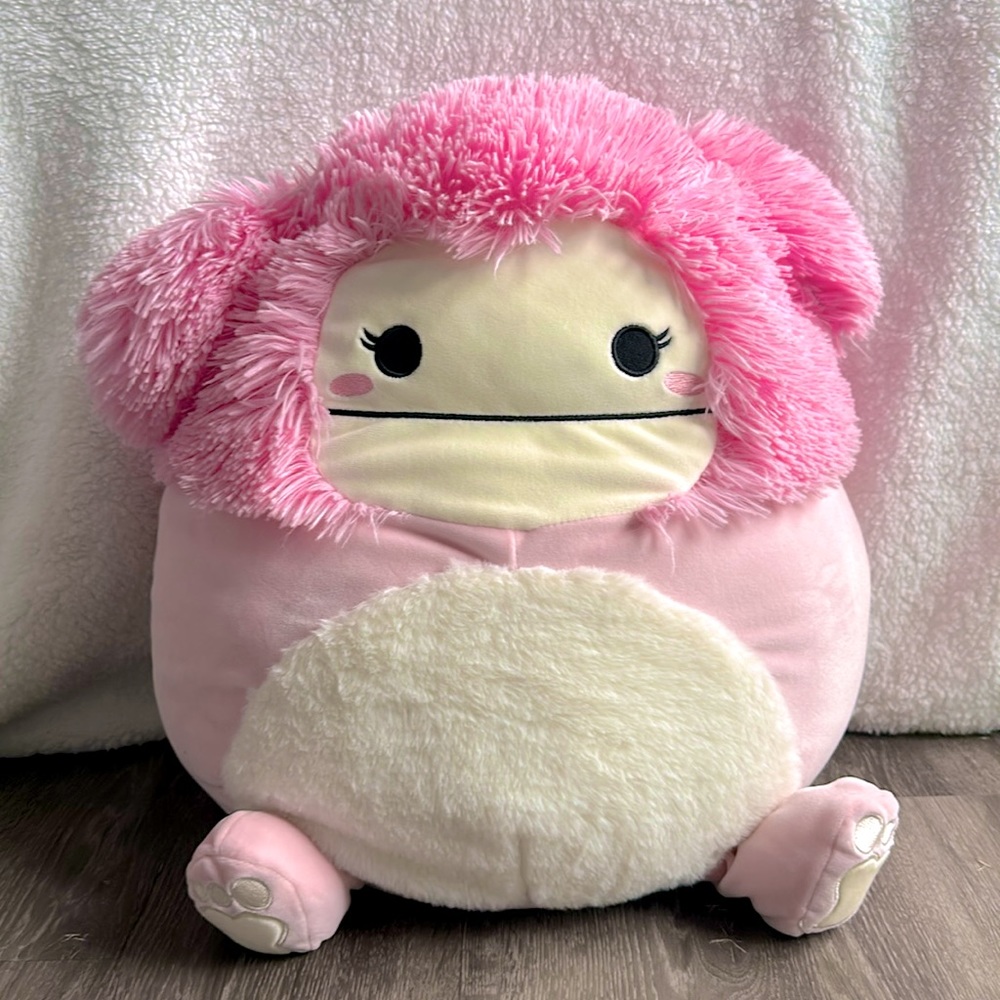 Squishmallow - Brina the Bigfoot - 16 inch